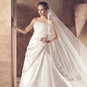 Avenue Diagonal by Pronovias Wedding Dress Orly